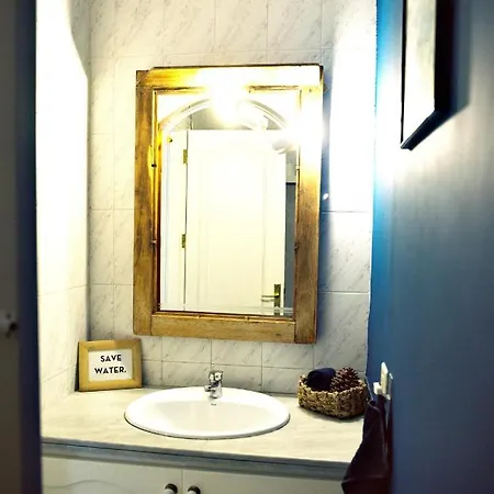 Hitide Hostal *